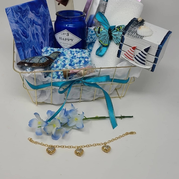 Mystery Boxes - Picture 7 of 16